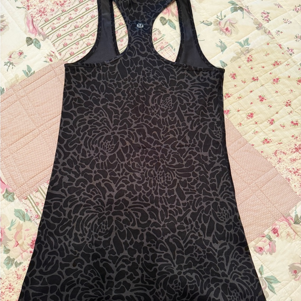 Lululemon Athletica Black Patterned Racerback Tank